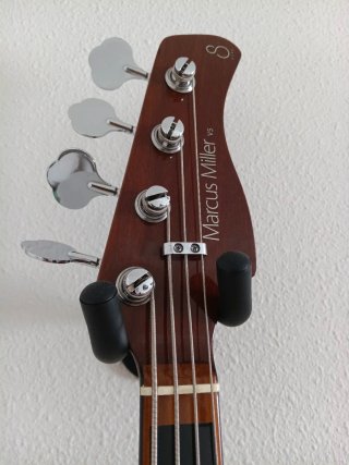 Bajo Eléctrico Marcus Miller V5