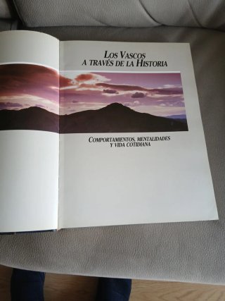 Libro los vascos a traves decla historia