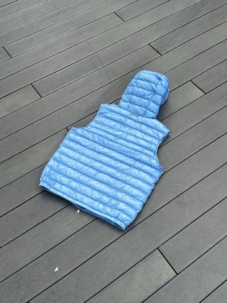 Moncler chaleco plumas capucha azul talla 0