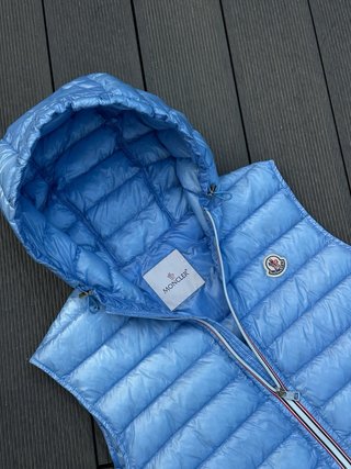 Moncler chaleco plumas capucha azul talla 0