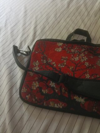 Bolso bandolera con estampado de árbol