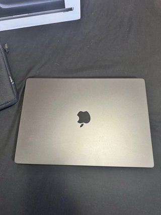 MacBook Pro 16 M4 Pro 24GB 512GB AppleCare + Mouse