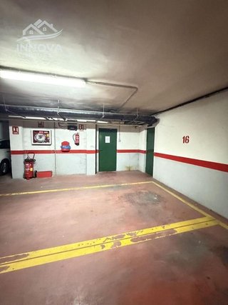 Garaje en alquiler en Centro en Segovia