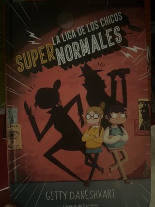Libro Super Normales de Gitty Daneshvari
