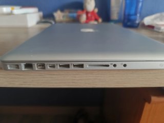 MacBook Pro 15 i7 16GB RAM High Sierra