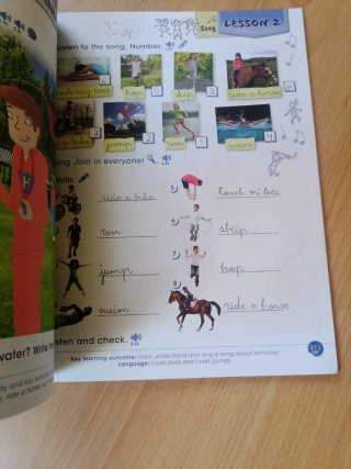 HEROES LEVEL 1 PUPIL'S BOOK PACK. 2 Libros