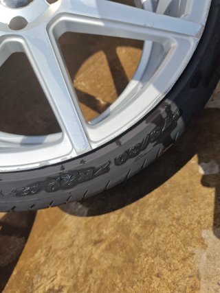 Llantas 20" Doble Medida con Neumáticos