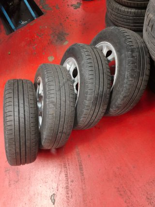 Llantas Toyota Yaris R14