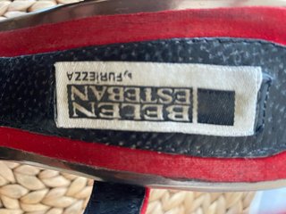 Zapatos de fiesta rojos Belén Esteban. Poco uso.
