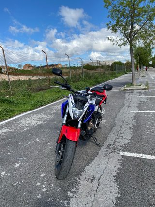 Honda CB500F Naked Moto