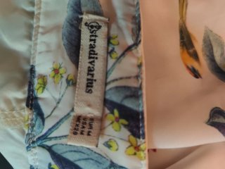 Falda floral Stradivarius Talla M