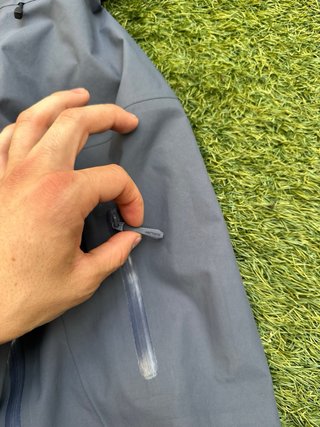 Arc'teryx Alpha SV gris perla talla S original