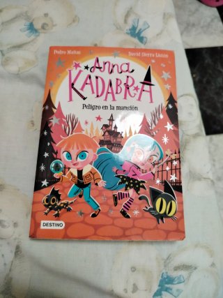 Anna kadabra