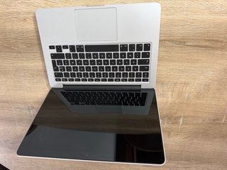 MacBook Pro Plata