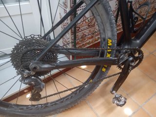 Bicicleta Montaña MTB Carbono