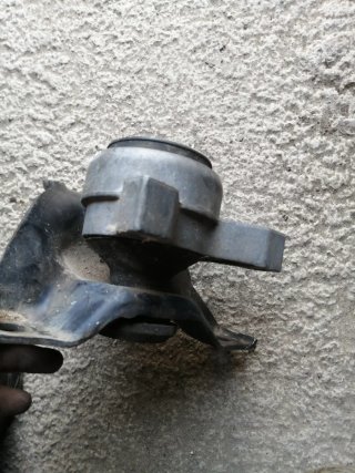 Pata Motor Ford Galaxy 2003