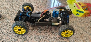 Coche teledirigido gasolina