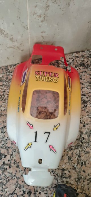 Coche teledirigido gasolina