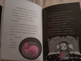 2 libros de Isadora Moon
