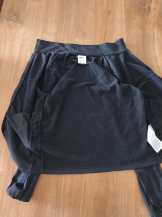 Conjunto Nike: Camiseta y Chaqueta para niños