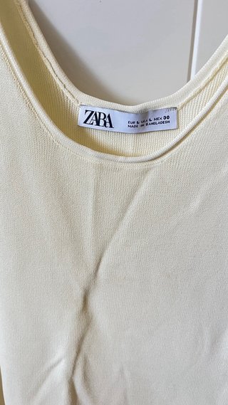 Camiseta básica Zara Talla L beige
