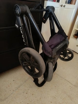 Cochecito de bebé  + Capazo