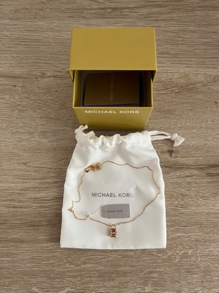 Pulsera Michael Kors Dorada Nueva