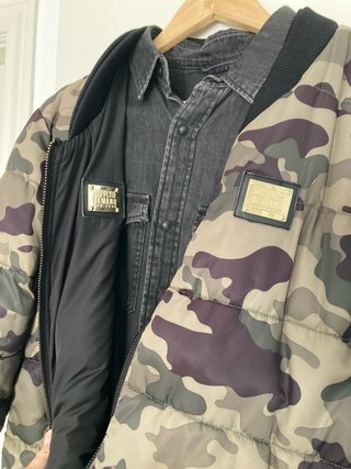 Abrigo Bomber reversible, camuflaje y negro