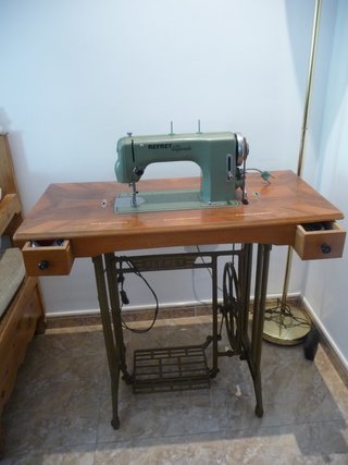 Máquina de coser Refrey Preferida 400