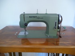 Máquina de coser Refrey Preferida 400