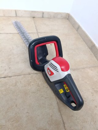 Cortasetos eléctrico jardín Sterwins 500w cuchilla