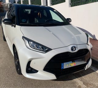 Toyota Yaris Hybrid 120H Style Plus Bitono – 2022
