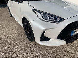 Toyota Yaris Hybrid 120H Style Plus Bitono – 2022