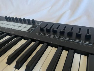 Novation LaunchKey 49 MK3 Teclado Controlador