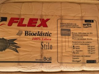 Cama 150 somier con patas de madera y colchón