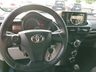 Toyota iQ 2013