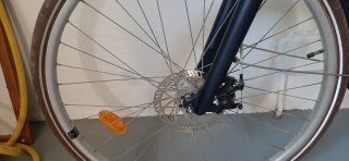 Bicicleta Elops 900 Paseo Aluminio 7V Frenos disco
