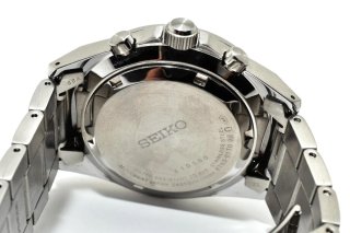 Reloj Seiko Chronograph Plata y Blanco