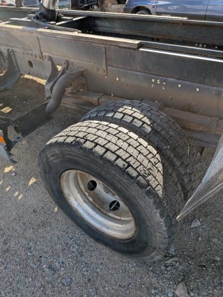 Camión Mercedes atego basculante