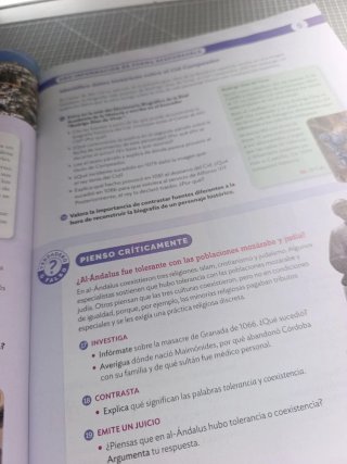 Geografía e Historia, 2 ESO, Proyecto Construye...