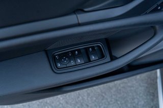PORSCHE TAYCAN 4 CROSS TURISMO 476 CV