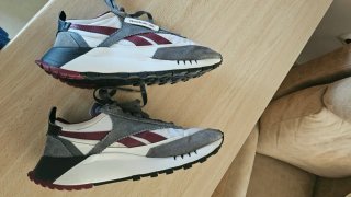 Zapatillas Reebok Classic Gris y Blanco