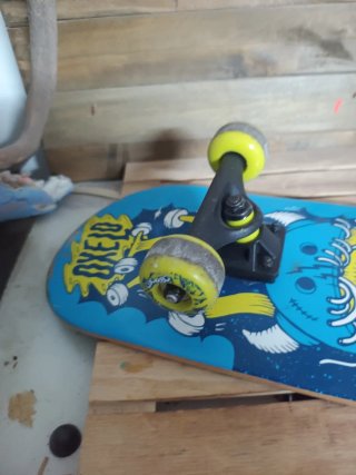 Tabla Skate Oxelo Monstruo Azul