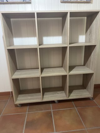 Estantería modular 3x3 con ruedas