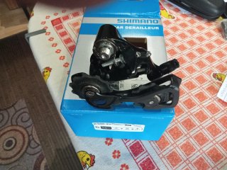 Cambio Shimano 105 RD-R7000-SS Negro