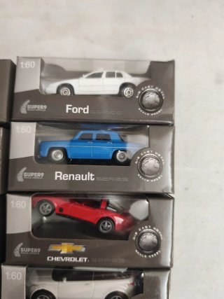 Lote 2 coches escala 1/60