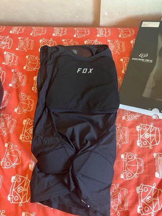 Peto FOX Baseframe Pro SL Talla L