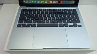 MACBOOK AIR DE 13 PULGADAS 16 GB 256 GB CHIP M4 (2