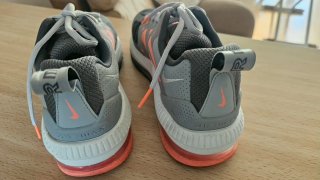 Zapatillas Nike Genome Grises y Naranjas