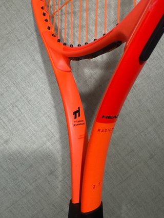 Raqueta de Tenis HEAD Radical S